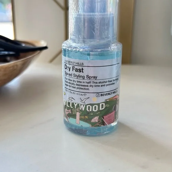 Beverly Hills Haircare Set with Bag - Picture 4 of 7